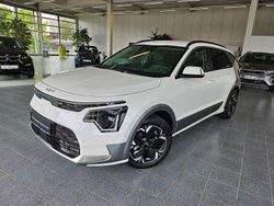 Snow white pearl Neu 2025 Kia Niro Inspiration SUV | 39.475 € (Fairer Preis)