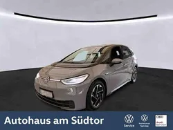 Mondsteingrau/schwarz Gebraucht 2023 VW ID.3 Pro Performance Kleinwagen | 27.579 € (Fairer Preis)