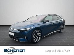 Aquamarinblau metallic schwarz (metallic) Gebraucht 2025 VW ID.7 GTX Kombi | 49.980 € (Superpreis)