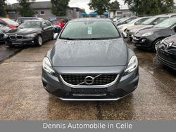 Grau Gebraucht 2018 Volvo V40 R-Design Kombi | 13.990 € (Fairer Preis)