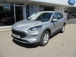 Metallic mineralsilber (metallic) Gebraucht 2022 Ford Kuga SUV | 25.470 € (Guter Preis)