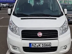 Blau Gebraucht 2015 Fiat Scudo Van / Kleinbus | 8.500 €