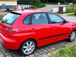 Rot Gebraucht 2006 Seat Ibiza Sport Limousine | 5.555 €
