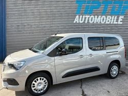 Grau Gebraucht 2023 Opel Combo Life Elegance Van / Kleinbus | 20.990 € (Fairer Preis)