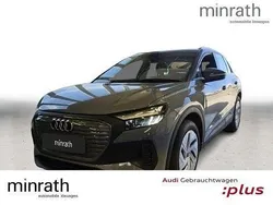 Grau Gebraucht 2023 Audi Q4 e-tron Comfort SUV | 24.930 € (Superpreis)