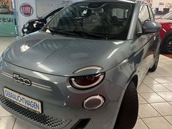 Blau Gebraucht 2021 Fiat 500e Icon Limousine | 21.990 € (Teuer)