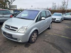 Silber Gebraucht 2004 Opel Meriva Van / Kleinbus | 2.290 € (Fairer Preis)