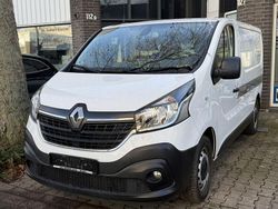Weiß Gebraucht 2021 Renault Trafic Komfort Van / Kleinbus | 17.500 € (Superpreis)