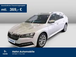 Weiß Gebraucht 2022 Skoda Superb Style Kombi | 28.930 € (Etwas zu teuer)