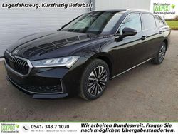 Ebonyschwarz Neu 2025 Skoda Superb Selection Kombi | 46.740 € (Guter Preis)