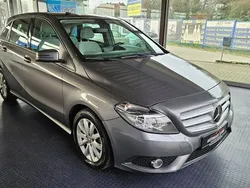 Grau Gebraucht 2014 Mercedes B180 Van / Kleinbus | 12.900 € (Etwas zu teuer)