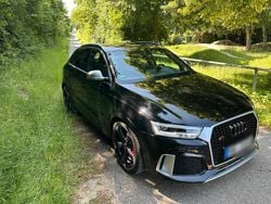 Schwarz Gebraucht 2016 Audi RS Q3 Design SUV | 27.800 € (Fairer Preis)