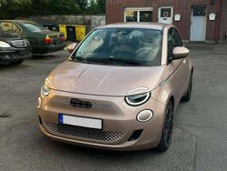 Gebraucht 2024 Fiat 500e Limousine | 22.500 € (Fairer Preis)