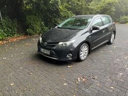 Schwarz Gebraucht 2014 Toyota Auris Executive Limousine | 11.100 € (Fairer Preis)