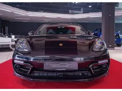 Tiefschwarzmetallic (metallic) Gebraucht 2019 Porsche Panamera GTS Sport Limousine | 69.993 € (Guter Preis)