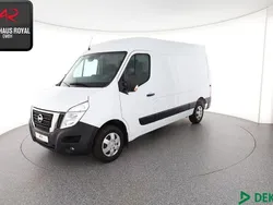 Weiß Gebraucht 2023 Nissan Interstar Van | 29.880 € (Guter Preis)