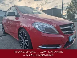Rot Gebraucht 2012 Mercedes B200 Edition 1 Van / Kleinbus | 11.995 € (Fairer Preis)