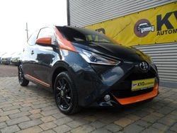 Grau Gebraucht 2020 Toyota Aygo Kleinwagen | 11.999 € (Fairer Preis)