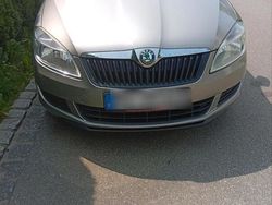 Blau Gebraucht 2010 Skoda Fabia Elegance Kleinwagen | 3.600 € (Fairer Preis)
