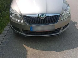 Blau Gebraucht 2010 Skoda Fabia Elegance Kleinwagen | 3.600 € (Fairer Preis)