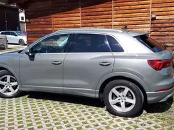 Grau Gebraucht 2019 Audi Q3 SUV | 24.500 € (Etwas zu teuer)