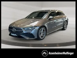 Grau Gebraucht 2024 Mercedes CLA200 Shooting Brake AMG Kombi | 33.989 € (Fairer Preis)