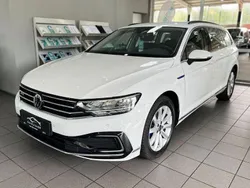 Weiß Gebraucht 2021 VW Passat GTE Kombi | 20.990 € (Guter Preis)