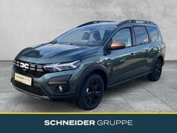 Grün Gebraucht 2024 Dacia Jogger Extreme Van / Kleinbus | 23.890 € (Guter Preis)