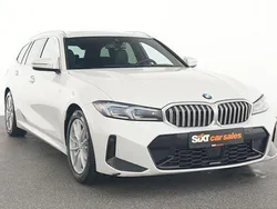 Weiß Gebraucht 2023 BMW 330 M Sport Limousine | 39.950 € (Fairer Preis)