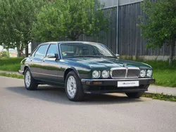 Britsh racing green Gebraucht 1988 Jaguar XJ40 Limousine | 15.950 €