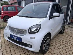 Weiß Gebraucht 2017 Smart ForTwo Cabrio Passion Cabrio | 12.490 € (Superpreis)