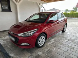 Rot Gebraucht 2017 Hyundai i20 Active Kleinwagen | 7.500 € (Guter Preis)