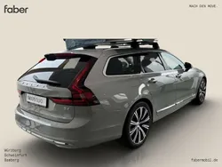 Grau Gebraucht 2025 Volvo V90 Plus Kombi | 71.500 €
