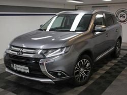 Grau Gebraucht 2017 Mitsubishi Outlander SUV | 16.490 € (Fairer Preis)