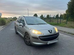 Grau Gebraucht 2009 Peugeot 207 Kombi | 2.400 € (Teuer)