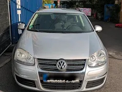 Silber Gebraucht 2009 VW Golf VI Kombi | 3.500 € (Fairer Preis)