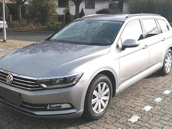 Grau Gebraucht 2015 VW Passat Kombi | 12.750 € (Guter Preis)