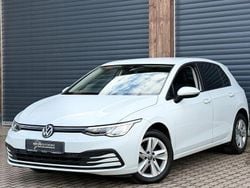 Weiß Gebraucht 2021 VW Golf VIII Life Limousine | 14.999 € (Teuer)