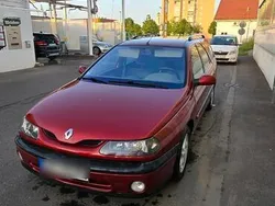 Rot Gebraucht 1999 Renault Laguna Kombi | 4.990 €