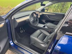 Blau Gebraucht 2023 Tesla Model Y SUV | 32.000 € (Fairer Preis)