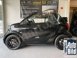 Schwarz Gebraucht 2019 Smart ForTwo Cabrio Cabrio | 27.800 € (Etwas zu teuer)
