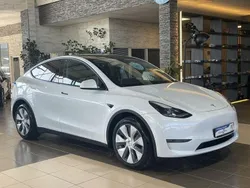 Weiß Gebraucht 2023 Tesla Model Y Long Range SUV | 36.500 € (Guter Preis)