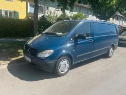 Blau Gebraucht 2010 Mercedes Vito Van / Kleinbus | 6.000 €