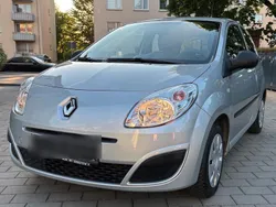 Silber Gebraucht 2008 Renault Twingo Kleinwagen | 4.400 €