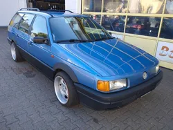 Blau Gebraucht 1992 VW Passat Kombi | 2.650 €