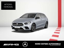 Metalliclack hightechsilber Gebraucht 2026 Mercedes 180 AMG Limousine | 44.998 €