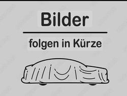 Weiß Gebraucht 2013 VW Touran Cross Van / Kleinbus | 8.900 € (Fairer Preis)