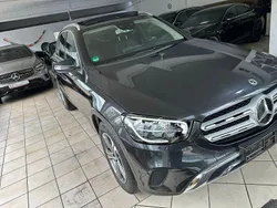 Grau Gebraucht 2020 Mercedes GLC220 SUV | 31.900 € (Fairer Preis)