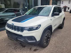 Weiß Gebraucht 2022 Jeep Compass Trailhawk SUV | 17.990 € (Fairer Preis)