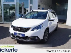 Lack weiss banquise/typ aussen Gebraucht 2019 Peugeot 2008 Active SUV | 12.990 € (Fairer Preis)